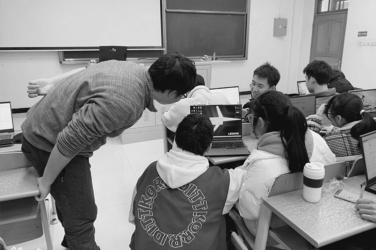 深入高校课堂,落实FPGA人才培养