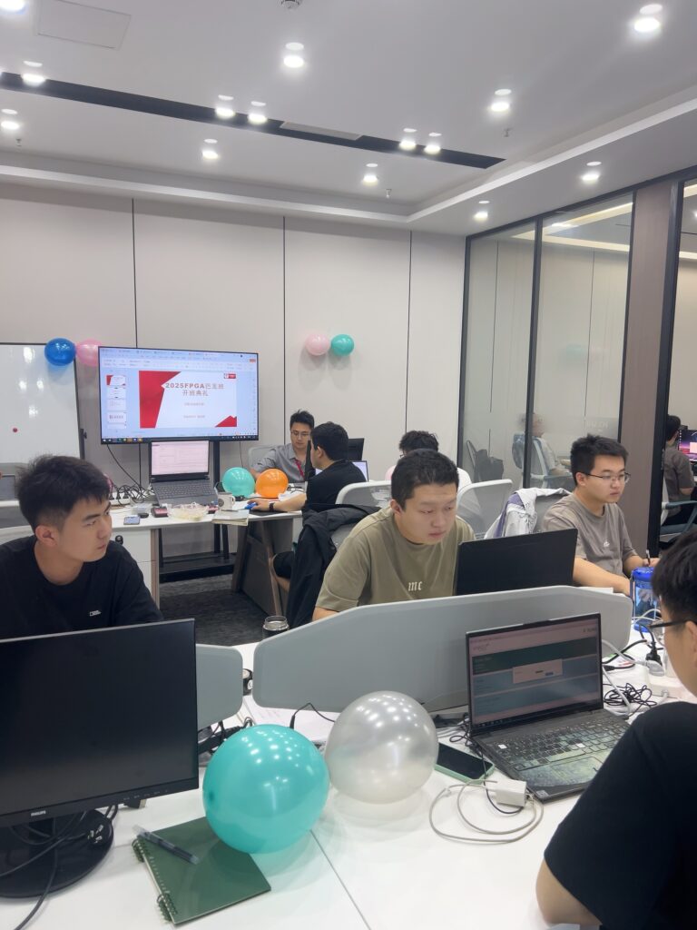 成电国芯FPGA测试工程师定向班在成都基地正式开班